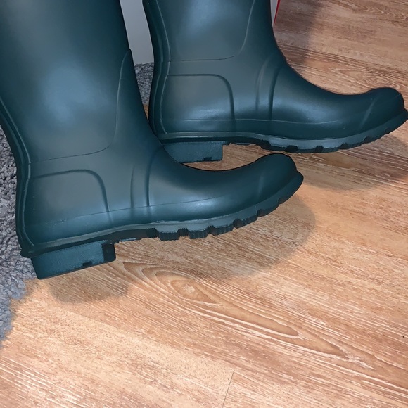 Authentic Hunter Wellington boots Size 9 - Picture 9 of 16